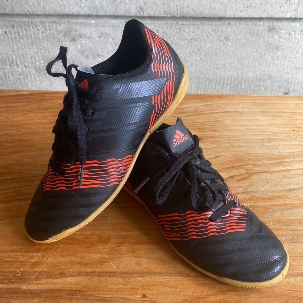 Sz 3 kids Adidas Nemeziz Indoor Shoes
